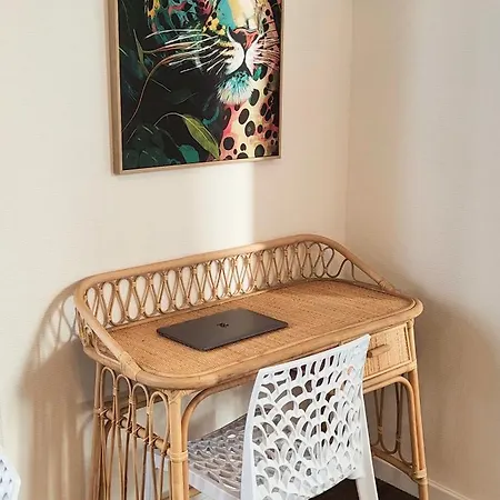 Апартаменти Alba Clim Centre Proche Gare Calme Lumineux